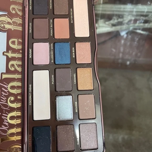 Too Faced Chocolate Bar Eyeshadow Palette - Picture 2 of 5